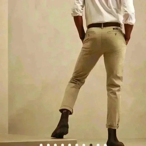 Banana Republic Lived-In Chino Pant - Picture 2 of 11